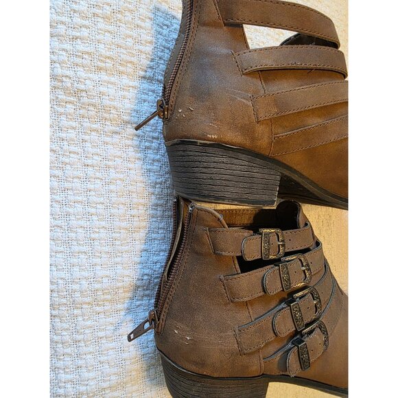 American Rag Adariep Tan Cutout Booties With Buckle & Zipper Closure Size 9.5M - Picture 10 of 11